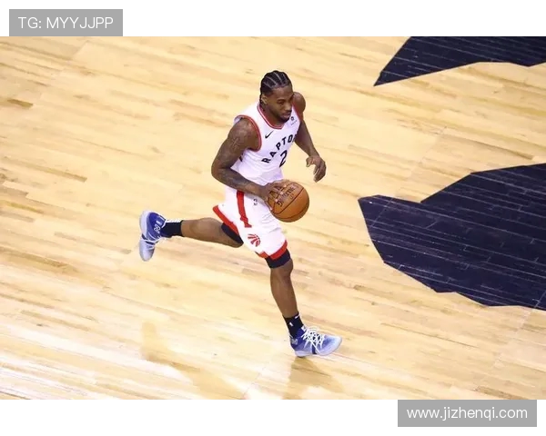 人仰马翻篮板争夺战多尔特冲抢撞里德被吹无球犯规引发球迷热议