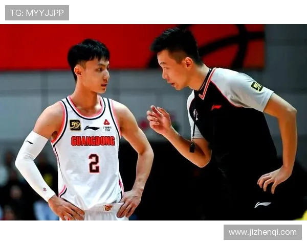 徐杰22分5板8助领军广东逆袭山东全场精彩集锦 徐杰22分5板8助领军广东逆袭山东全场精彩集锦